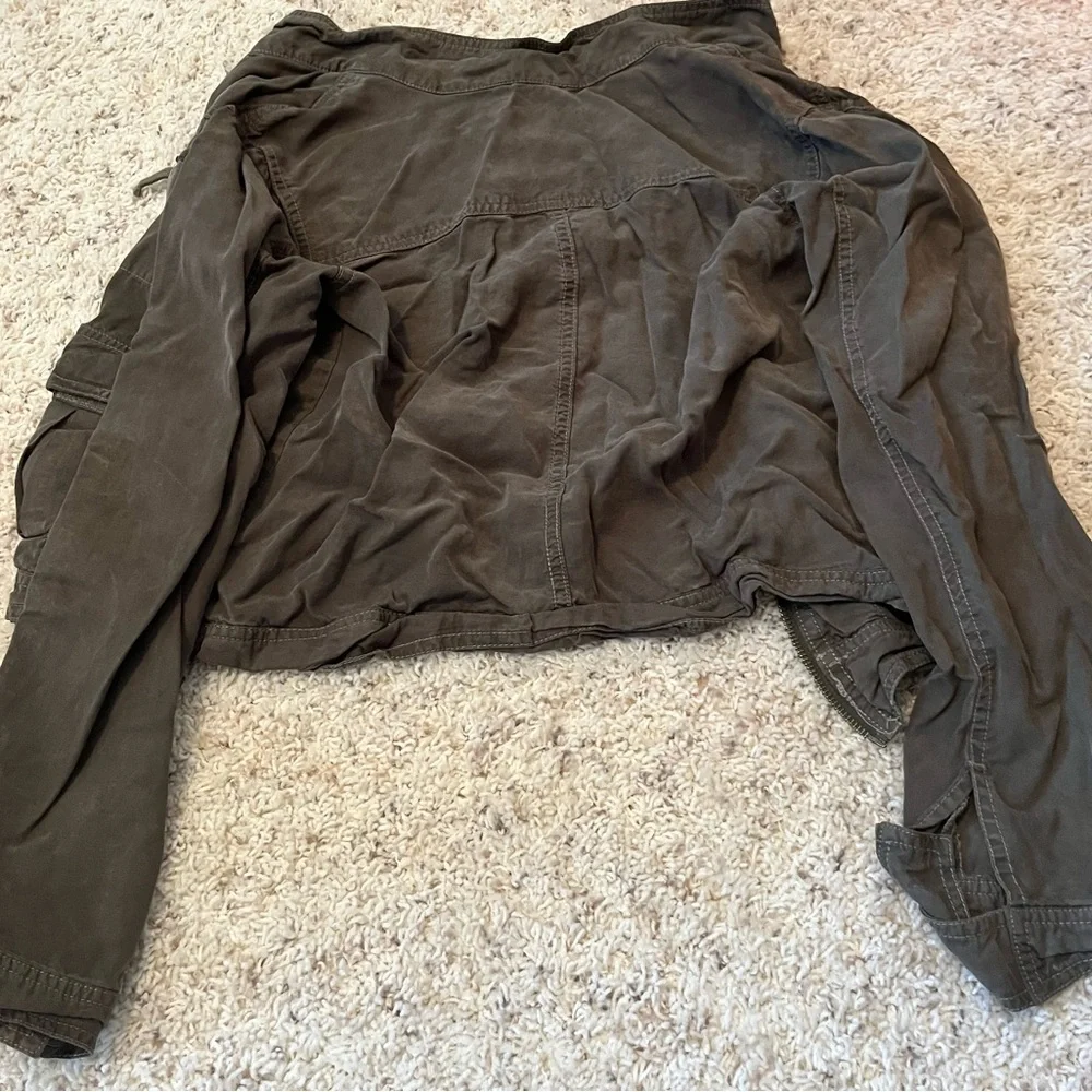 Spring Jacket - Picture 2 of 2